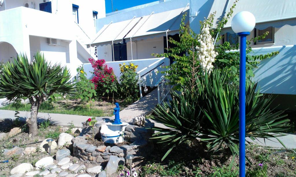Iro Apartments Paralia Agias Foteinis 외부 사진