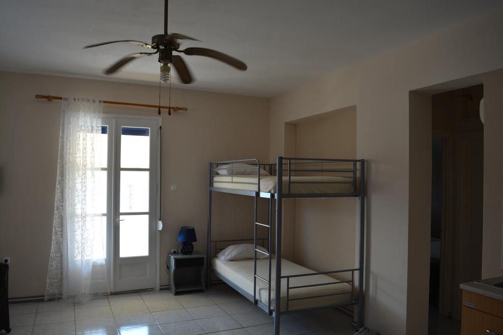 Iro Apartments Paralia Agias Foteinis 외부 사진