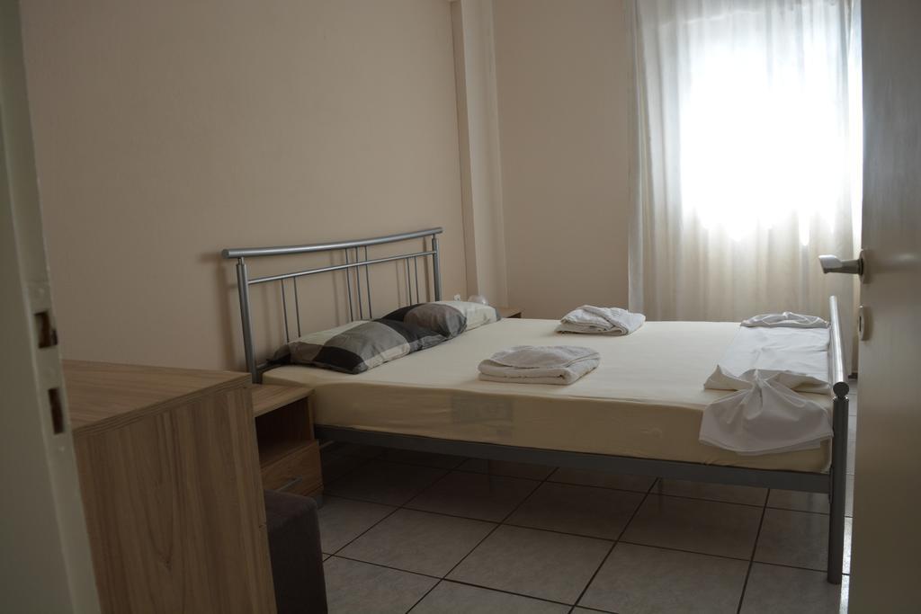 Iro Apartments Paralia Agias Foteinis 외부 사진